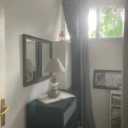 Apartament Comme A La Maison Hyères